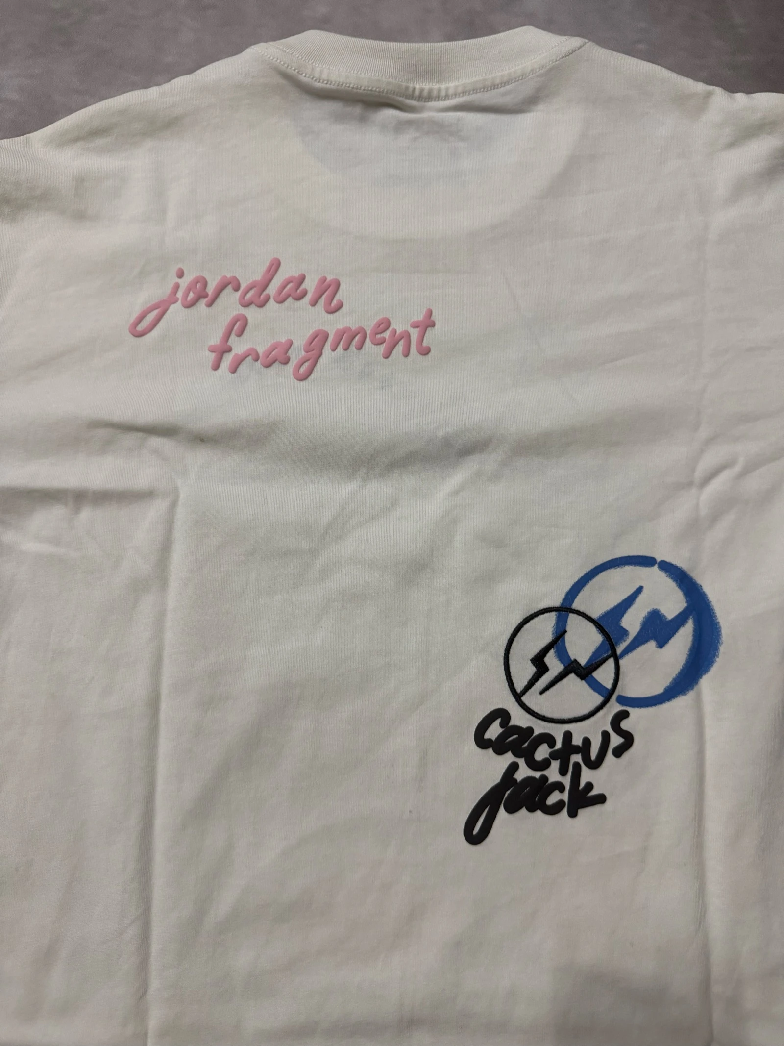 Tshirt Travis Scott x Jordan – photo 6
